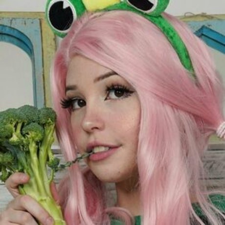 belledelphine OnlyFans Fotos