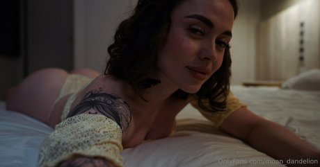 moan dandelion OnlyFans NSFW