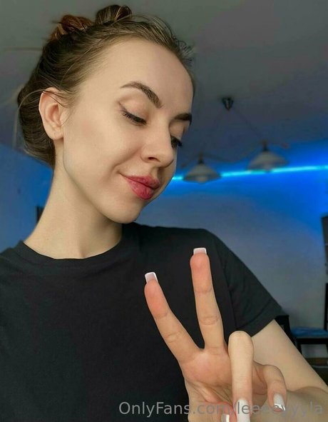 leeeeyyyla OnlyFans Mega