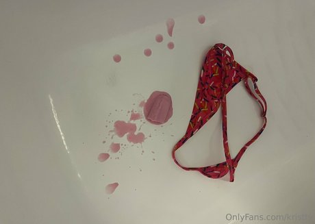 Kristty OnlyFans Leak