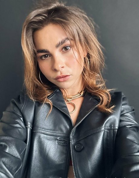 berühmte männliche onlyfans nackt 4K