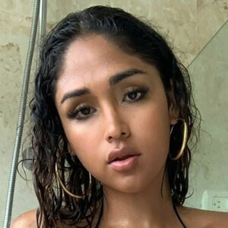 mademoisellegia Leaked OnlyFans