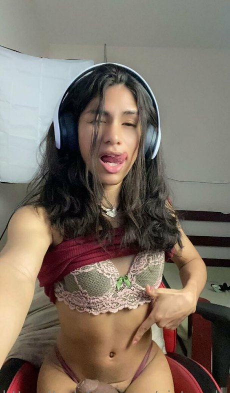 pietravdk OnlyFans Sextape