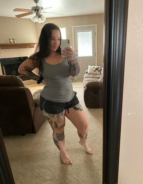 Corinasbooty OnlyFans Leak