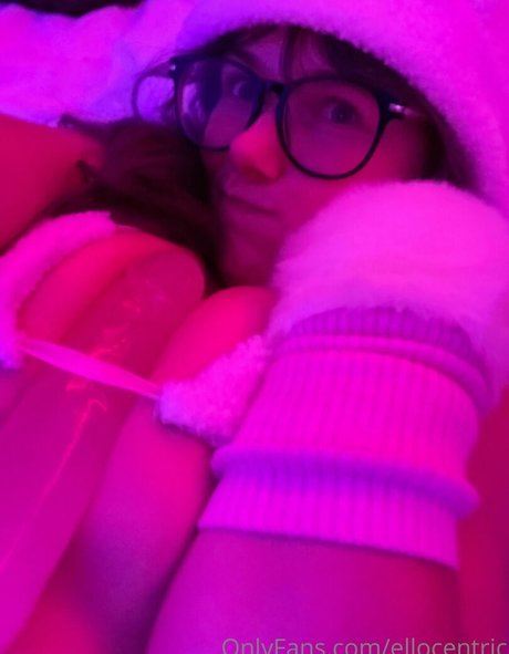 Ellocentric Nacktbilder von OnlyFans geleakt