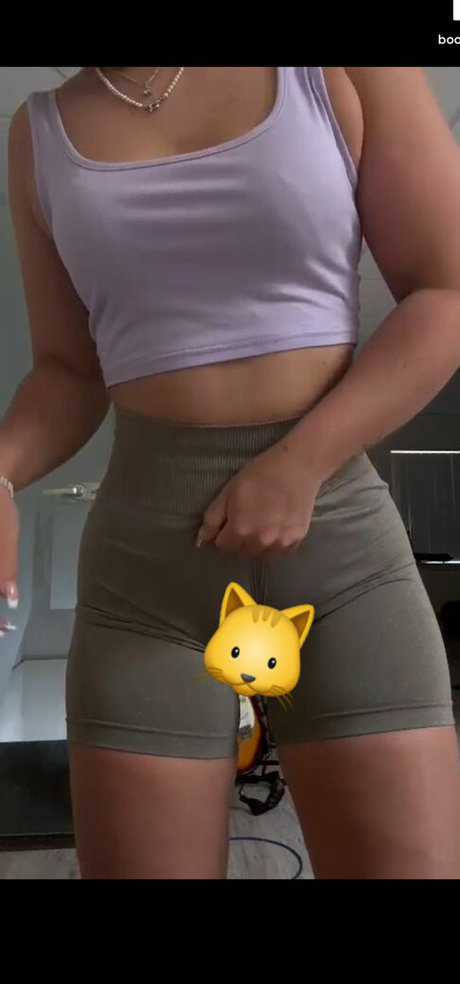 BootyLunaa OnlyFans Brüste Bild