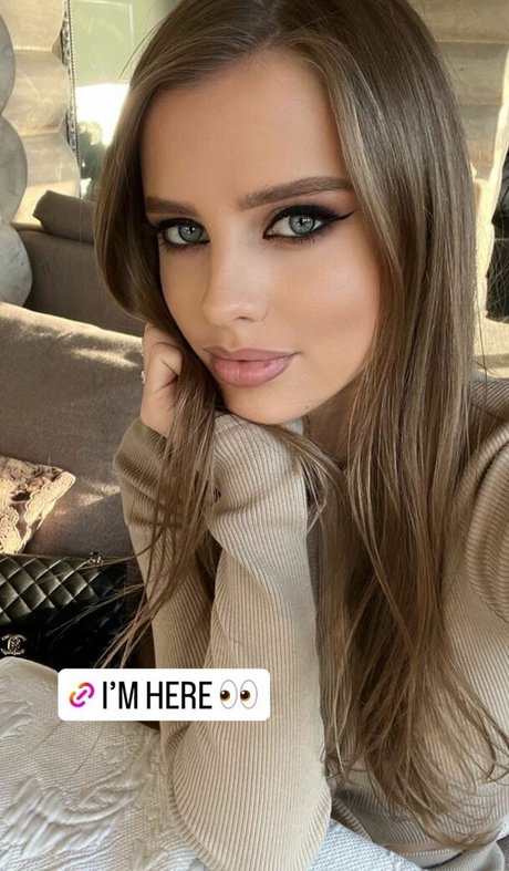 Tisshko OnlyFans Striptease