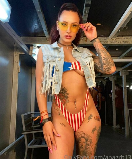anagrb13 OnlyFans Bilder