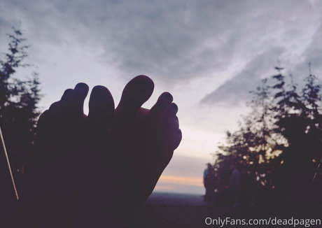 deadpagen OnlyFans Fotos