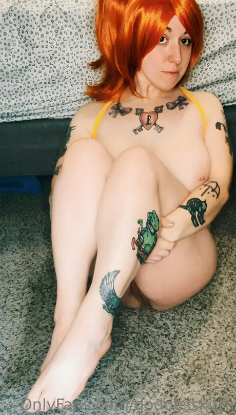 goddesskitra OnlyFans nackte Brüste