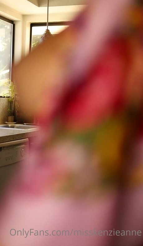 misskenzieanne Leaked OnlyFans Bilder