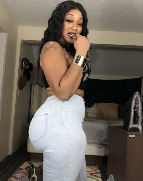 Candie Foxx OnlyFans Nackt Leak