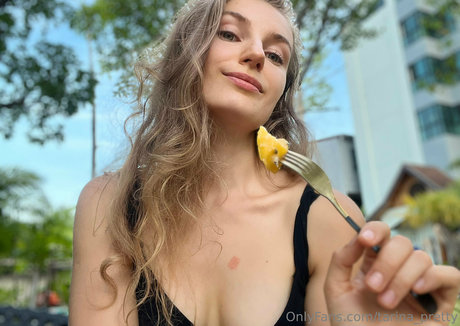 tarina pretty OnlyFans Sex geleakt