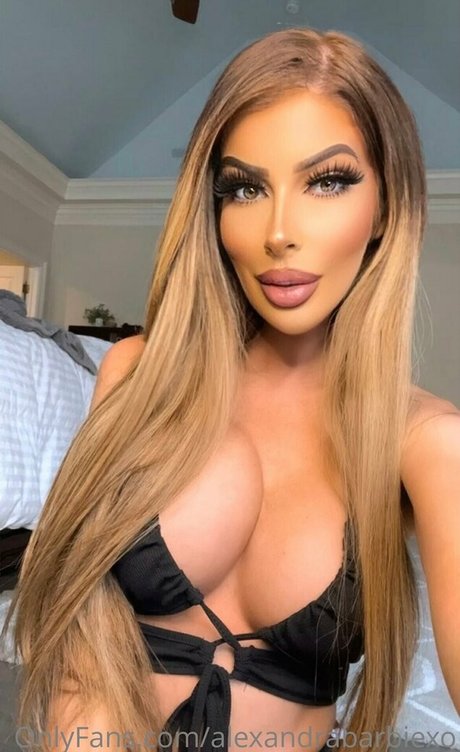 alexandrabunnyxo OnlyFans nackte Brüste