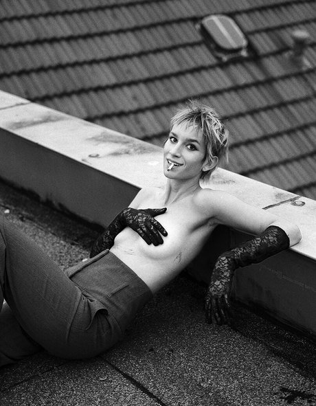 Anni Baumann OnlyFans Bilder