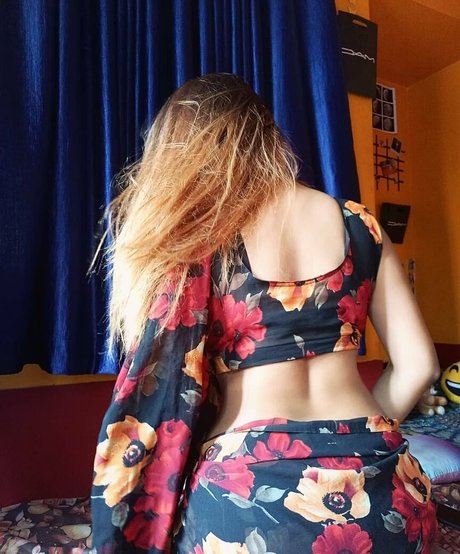 callmesherni OnlyFans-Creator