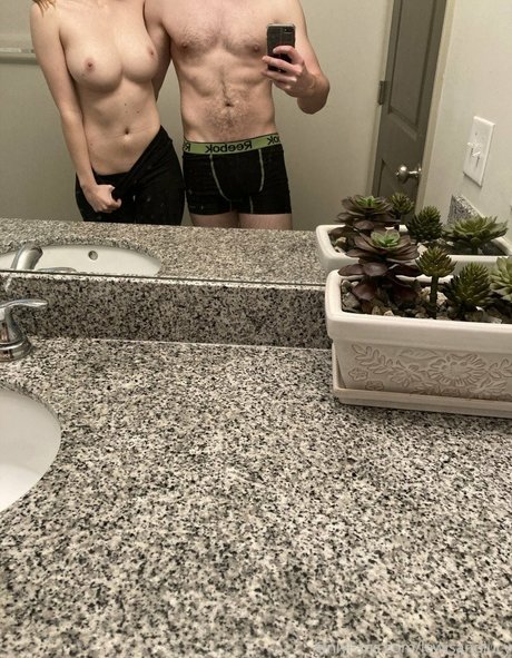 Lewisandlucy Leaked OnlyFans Bilder