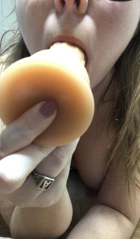 cheekychar96 OnlyFans-Seite