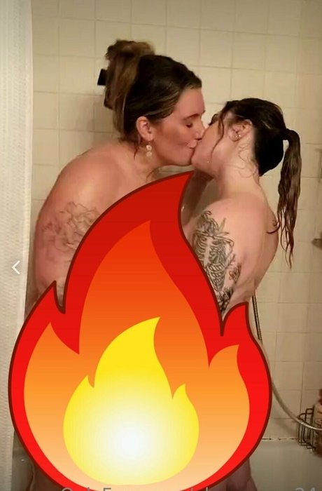 alexxrenee24 NurlyFans-Brüste