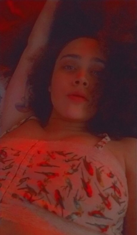 girlnumbersix OnlyFans Bilder