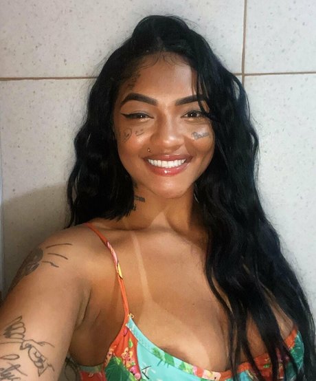 Bandiva OnlyFans geleakt