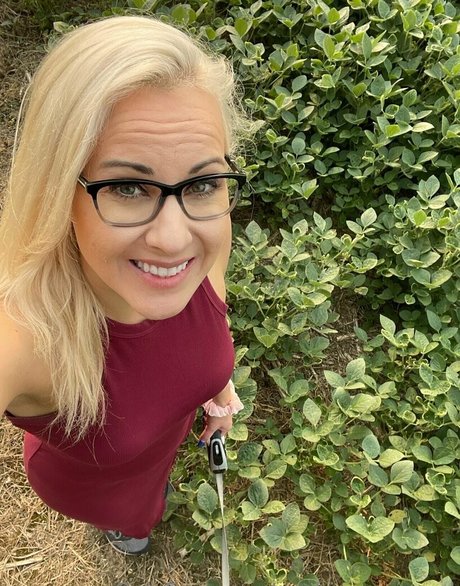 sophiaroseisreal OnlyFans-Pornoleak