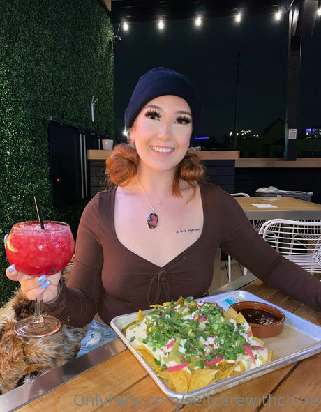 selfcarewithchloe OnlyFans