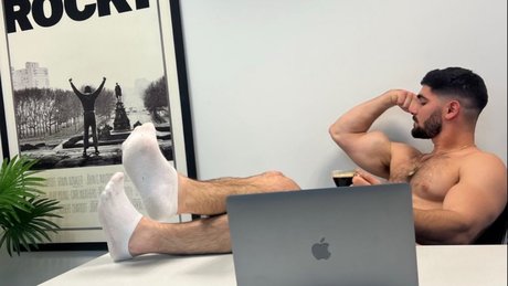 Biceps King_ OnlyFans Sextape