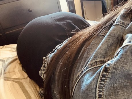 Destiney_ OnlyFans Bilder