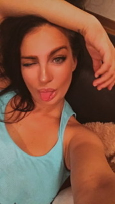 Mica 777 OnlyFans Archiv