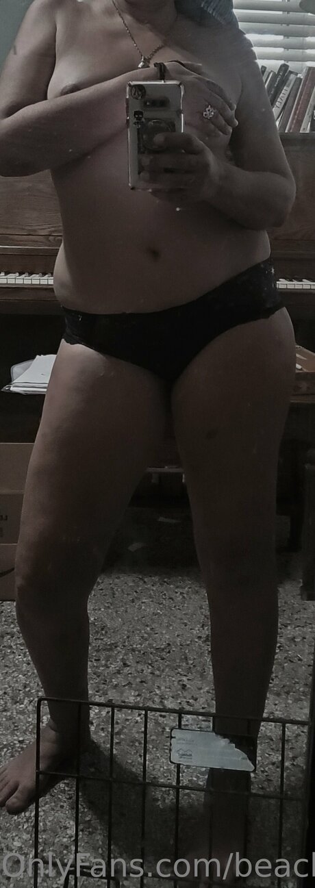 Beach Chick 321 OnlyFans Leaks Gratis