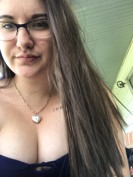 Beau minouxxx Heiße OnlyFans Inhalte