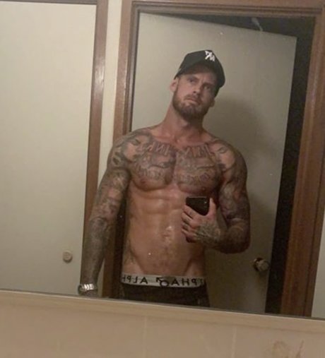 Benn Oben ohne OnlyFans