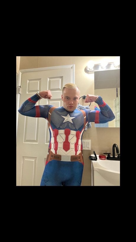 Mikie Nacktbilder von OnlyFans