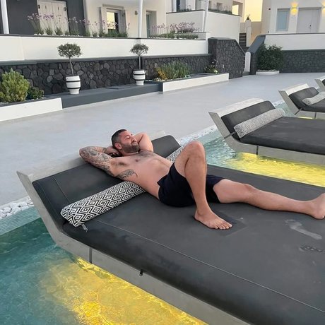 Mikey Mayz OnlyFans Striptease