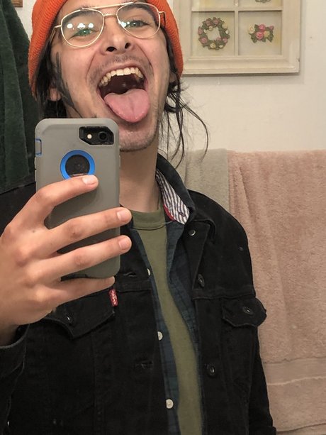 Mike D Nacktbilder von OnlyFans geleakt