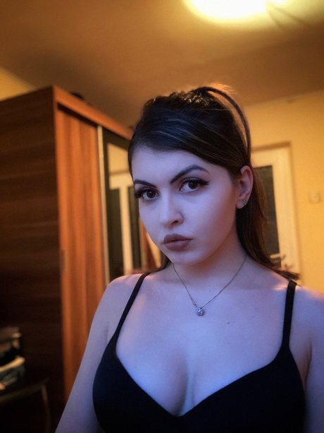 Andreea Pana Geleakte OnlyFans-Inhalte