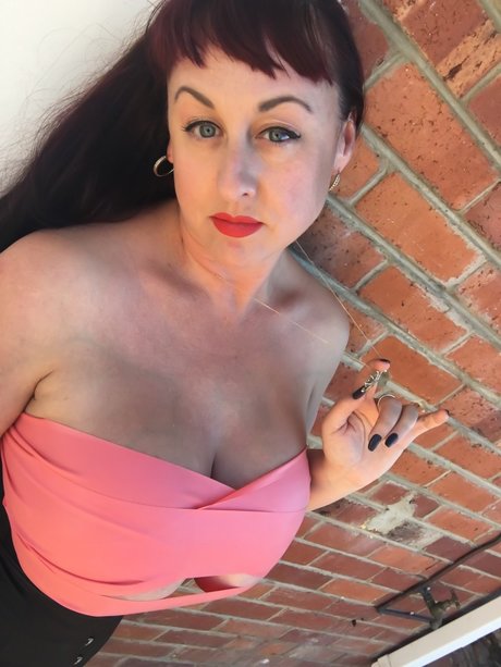 The Lady Cassandra OnlyFans kostenlos