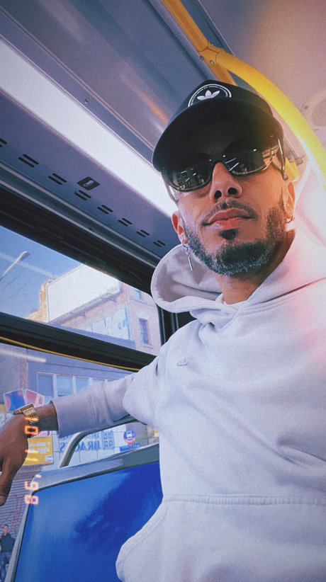 COLOSSAL D69 Leak von OnlyFans Pornografie