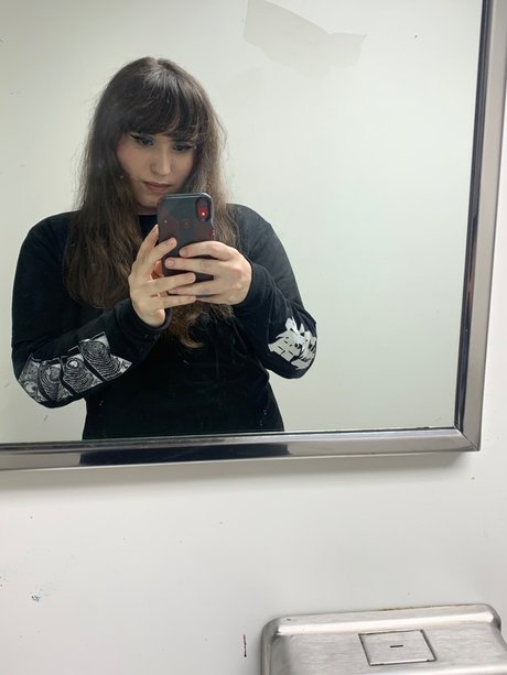 Midnite OnlyFans Nackt Content