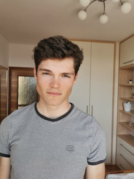 micin OnlyFans-Creator