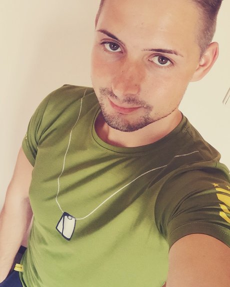 Micholino OnlyFans-Inhalte