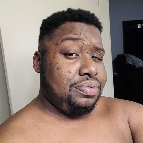 Micheal Michelangelo OnlyFans-Creator