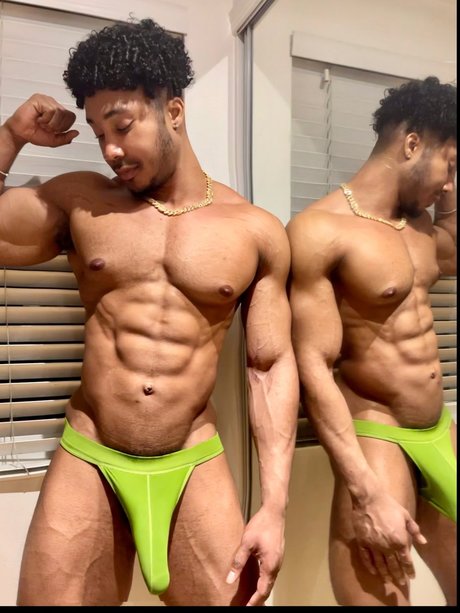 Michael Privius OnlyFans Leaj