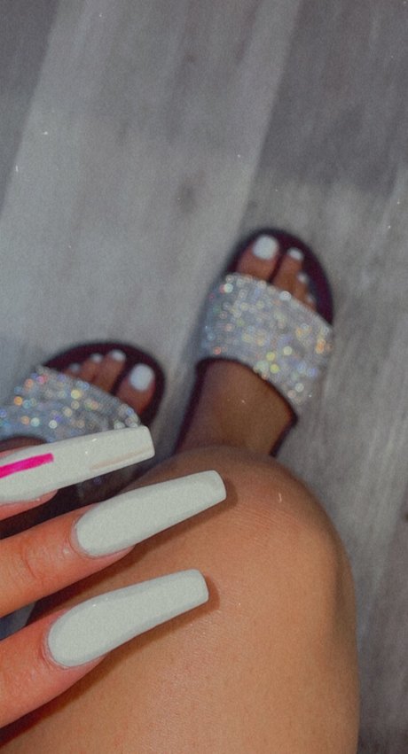 Minic33 Leaks OnlyFans