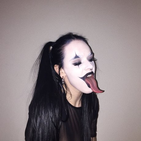 MINA DE SADE OnlyFans-Leaks