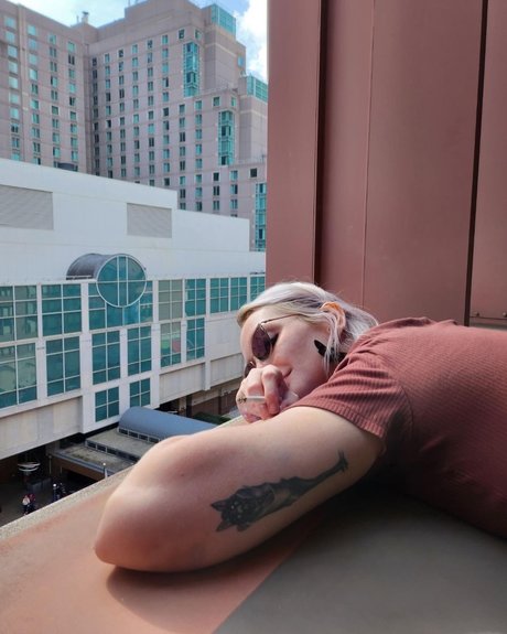 mina rose_ Brüste OnlyFans