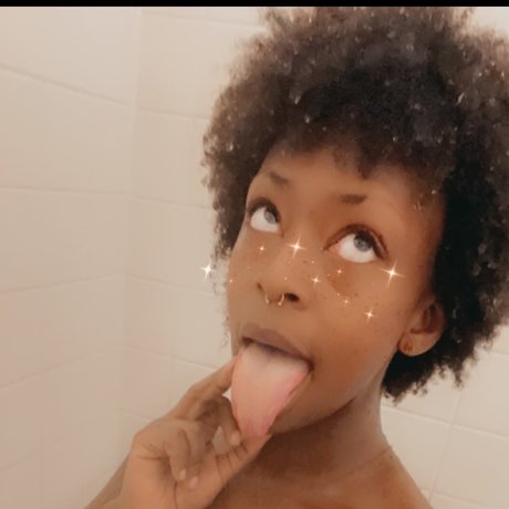 Mimi Lewis Nacktbilder von OnlyFans geleakt