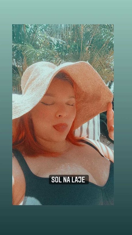 Milla Chan Oben ohne OnlyFans