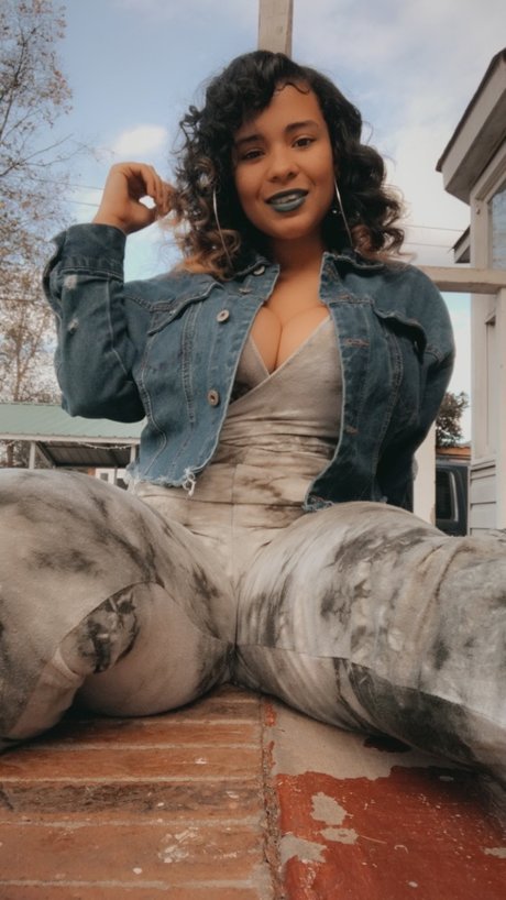 Cardi Redd NSFW OnlyFans